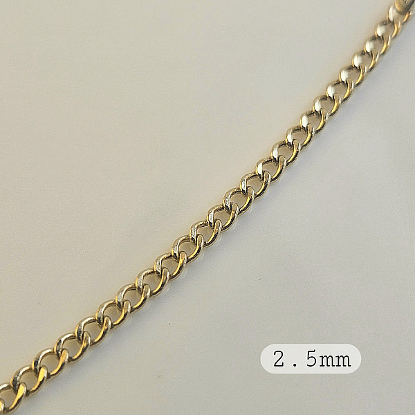 Cuban Link Chain-10k Gold Necklace - 2.5mm - hollow
