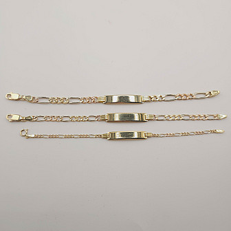10K Solid Gold Baby Bracelet – 3-Color Figaro Chain with Custom Name Engraving